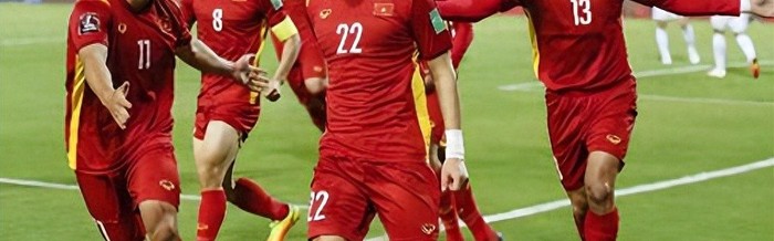 成都蓉城首次从海牛队引援，俱乐部就捡到宝，能力获赞比卡隆强|深圳新鹏城|席尔瓦|中超|青岛海牛|周定洋_新浪新闻