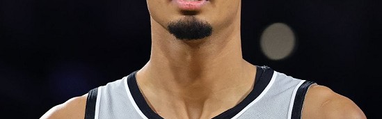 开云网址-亚历山大34+5+5被批胜之不武，文班亚马历史第二人，雷霆复仇马刺